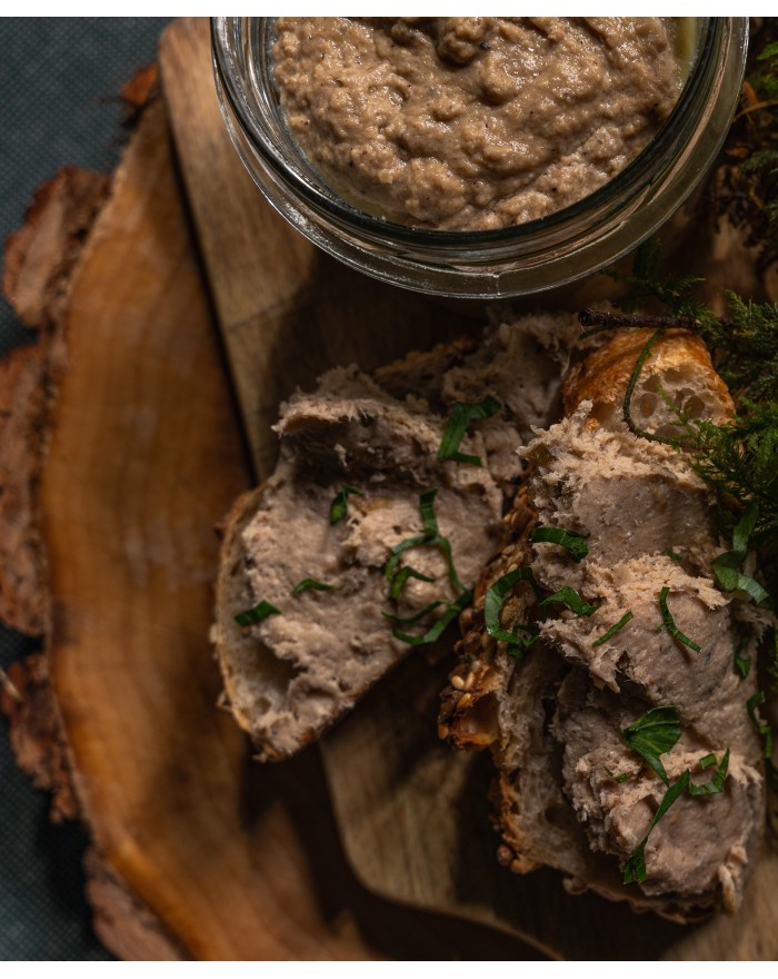 Czarny indyk z gruszką EKO